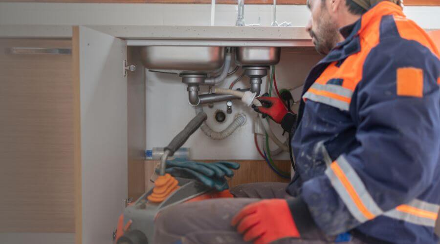 Professional slab leak plumber services in Woodson, TX